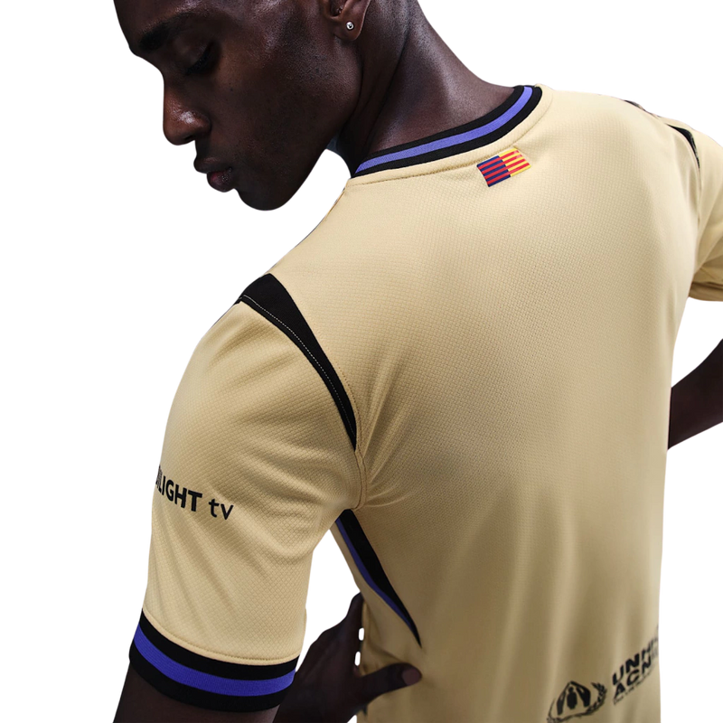 Camisa Barcelona X Kobe Bryant Away 25/26 Torcedor Nike Masculino - Amarelo