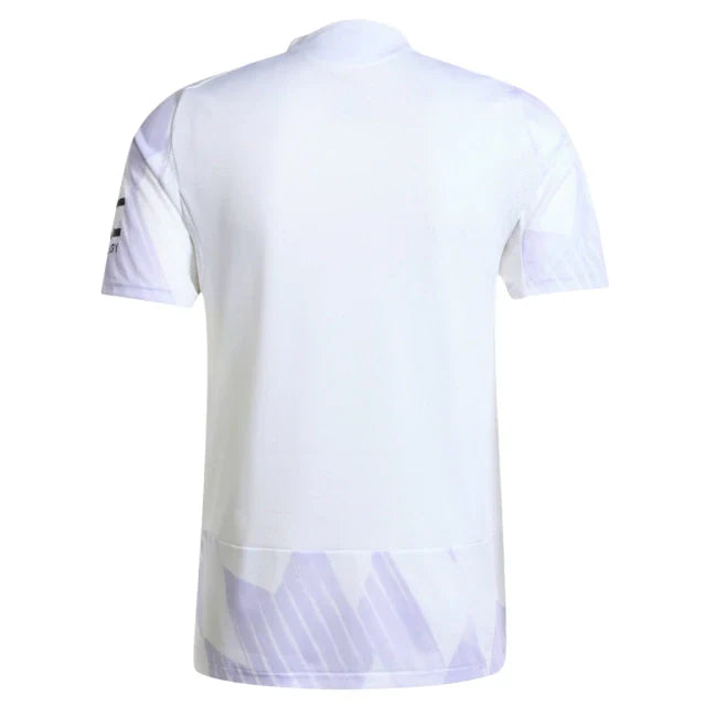 Camisa Manchester United II 25/26 Masculina Torcedor - Branco e Lilas